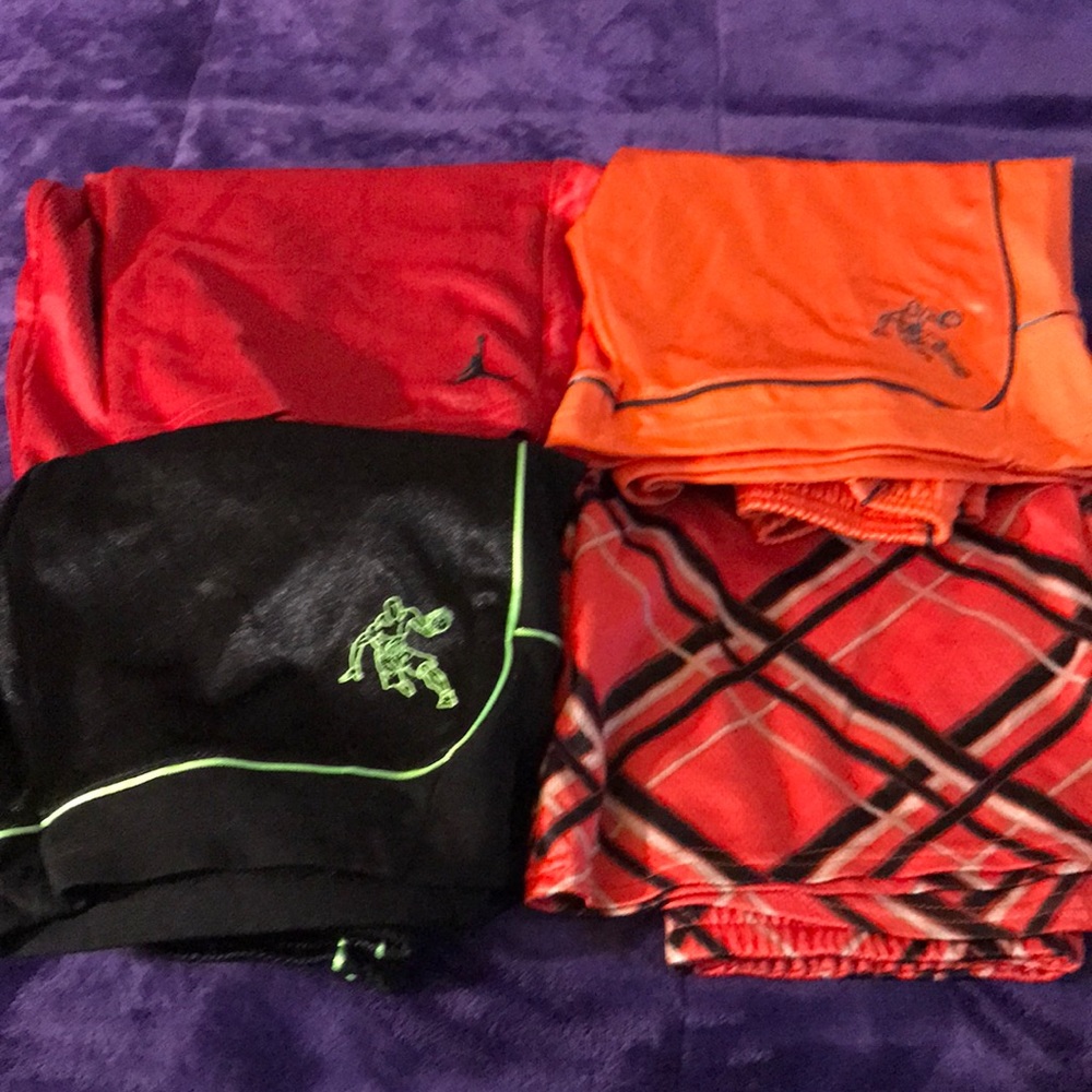 Boy’s Basketball Shorts Bundle Size L